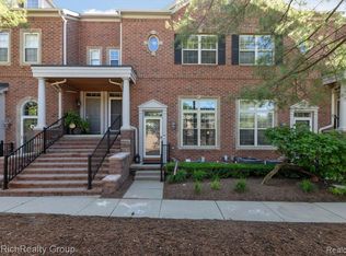 667 River Park Village Blvd #667, Northville, MI 48167