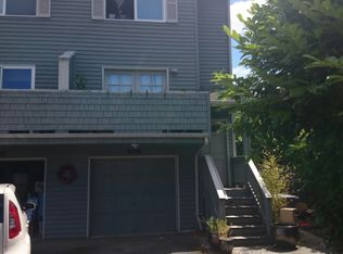 8500 29th Ave NW, Seattle, WA 98117