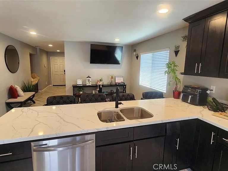 12057 Goldoak Ct — Photo 15