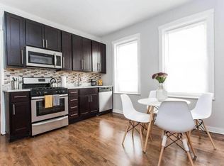 3819 W George St #2, Chicago, IL 60618