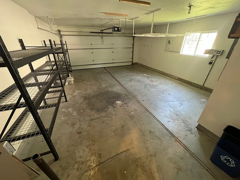 3578 S North Church Ave — Photo 22