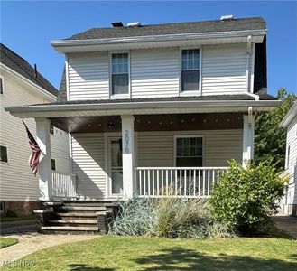 2070 Clarence Ave, Lakewood, OH, 44107