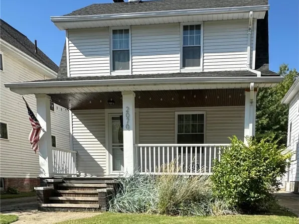 2070 Clarence Ave, Lakewood, OH 44107