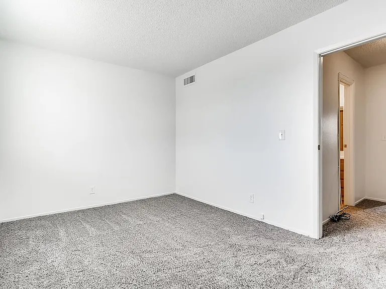 6227 W Washington Ave — Photo 21