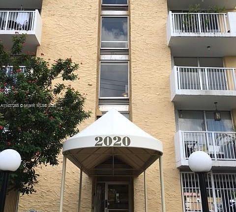3rd image of 2020 NE 135th St APT 604