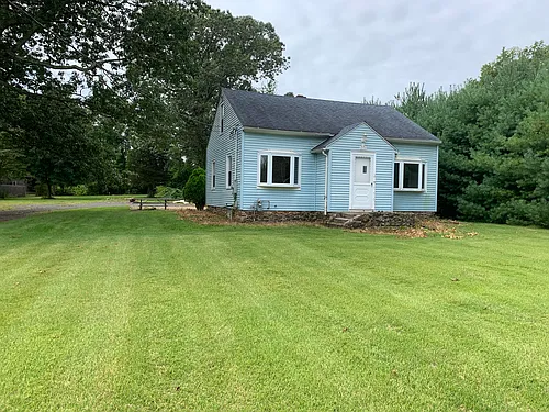 528 Meriden Waterbury Tpke Photo 1