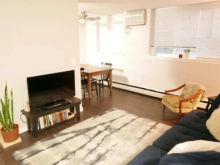 2525 Blaisdell Ave #2 — Photo 4