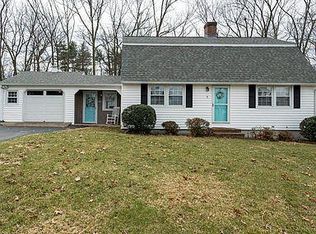 3 Barnesdale Rd, Nashua, NH 03062