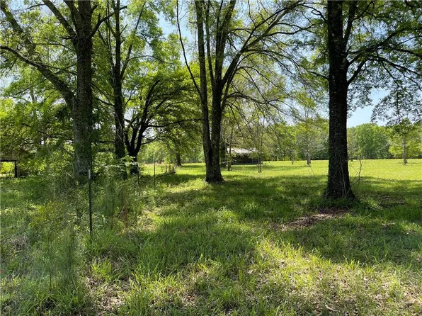 Hanging Moss Ln, Ponchatoula, LA 70454