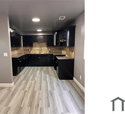5 bed, 1751 sqft, $4,677 — Photo 2