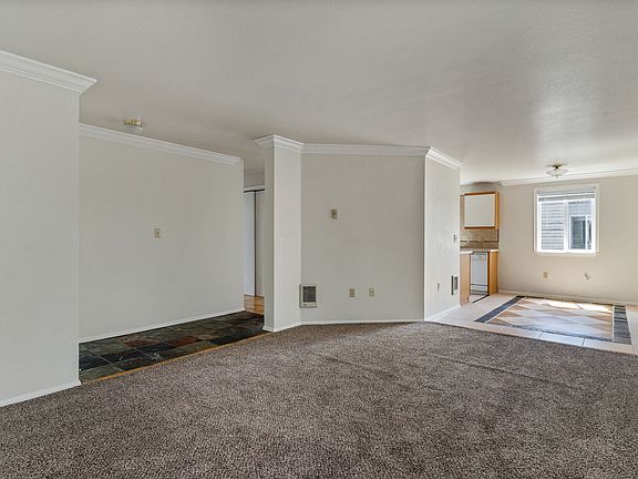 4th image of 1220 Fern St SW #9