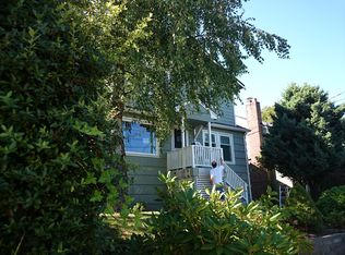 6037 36th Ave NE, Seattle, WA 98115