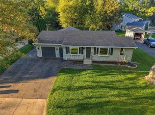 415 Waterloo Rd, Marshall, WI 53559