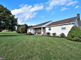 7469 Ontelaunee Rd, New Tripoli, PA 18066