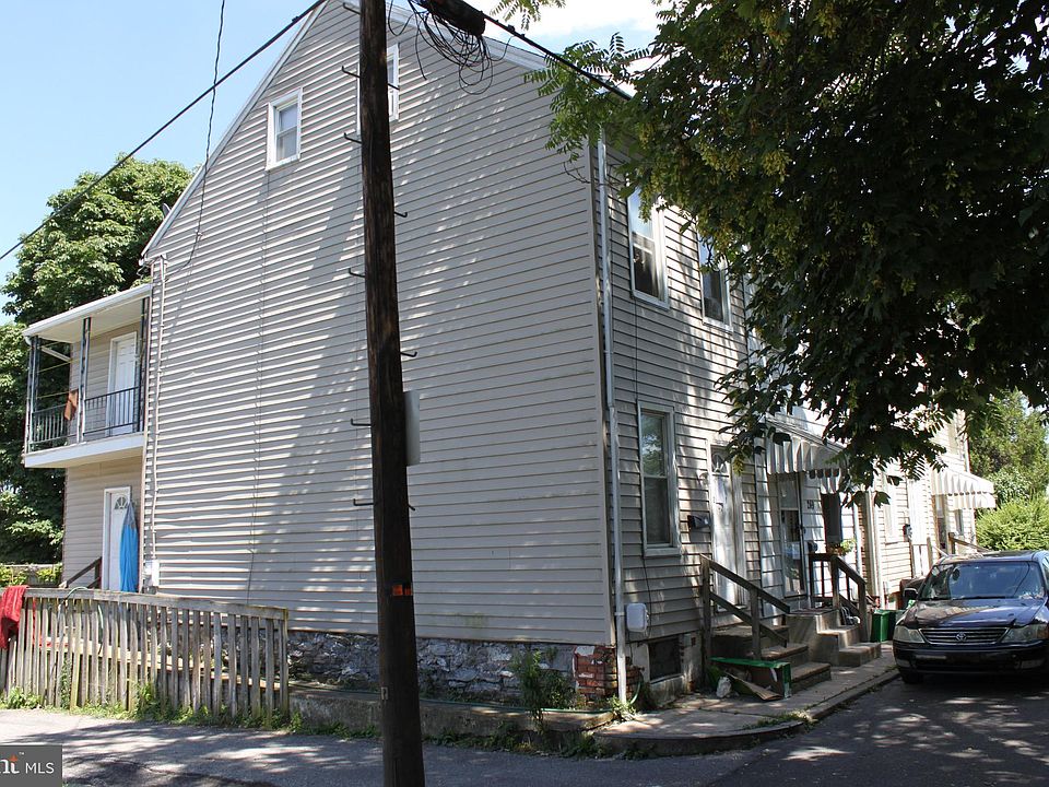 2nd image of 251 Grant St