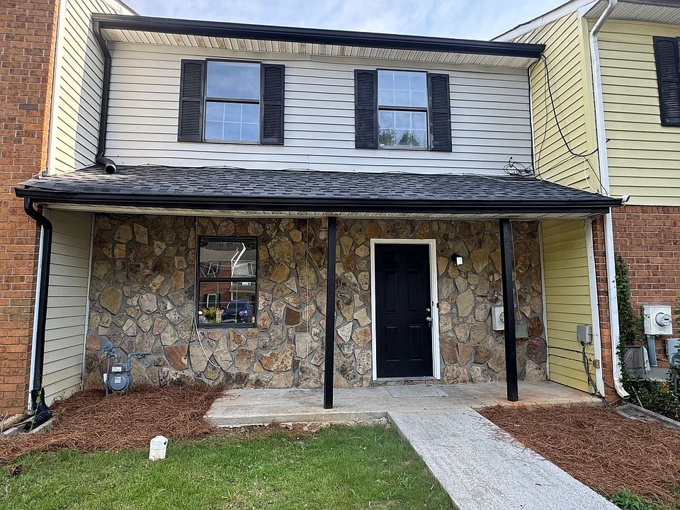 1st image of 2704 Greystone Pl