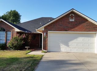 4413 Intrepid Cir, Norman, OK 73072