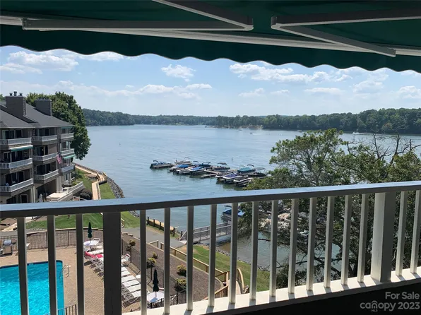 9809 Emerald Point Dr Unit 12, Charlotte, NC 28278