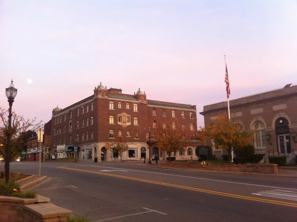 404 E Main St #216
