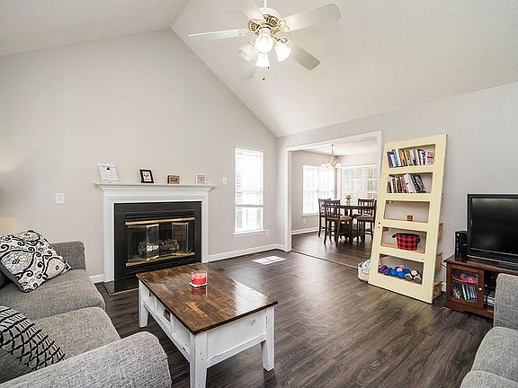 5th image of 1622 Finnsbury Dr