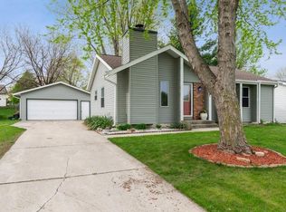5024 Emerson Dr, Ames, IA 50014
