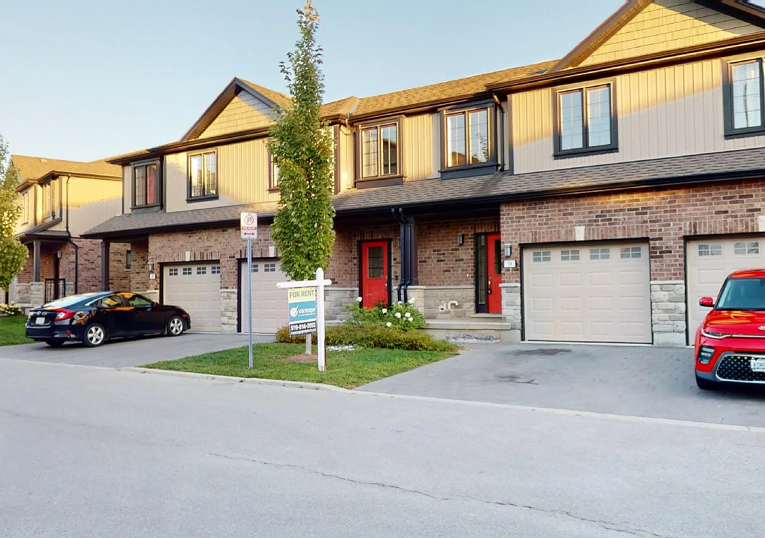 2235 Blackwater Road London — Photo 3