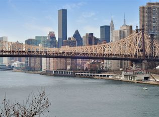531 Main St APT 928, New York, NY