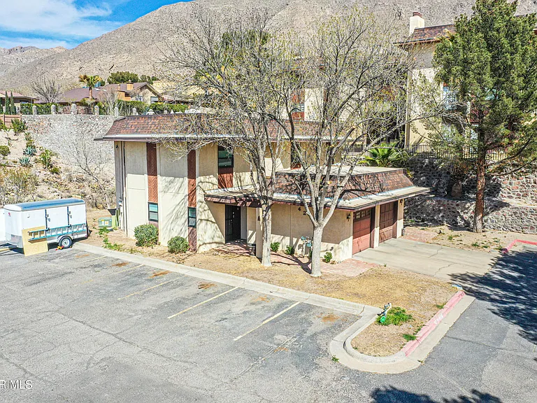 421 Irondale Dr #B — Photo 82