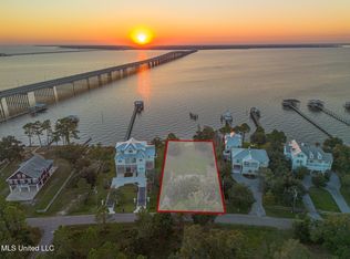 203 Sandy Hook Dr, Pass Christian, MS 39571