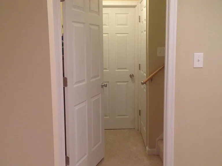 1052 Trevino Ln — Photo 12