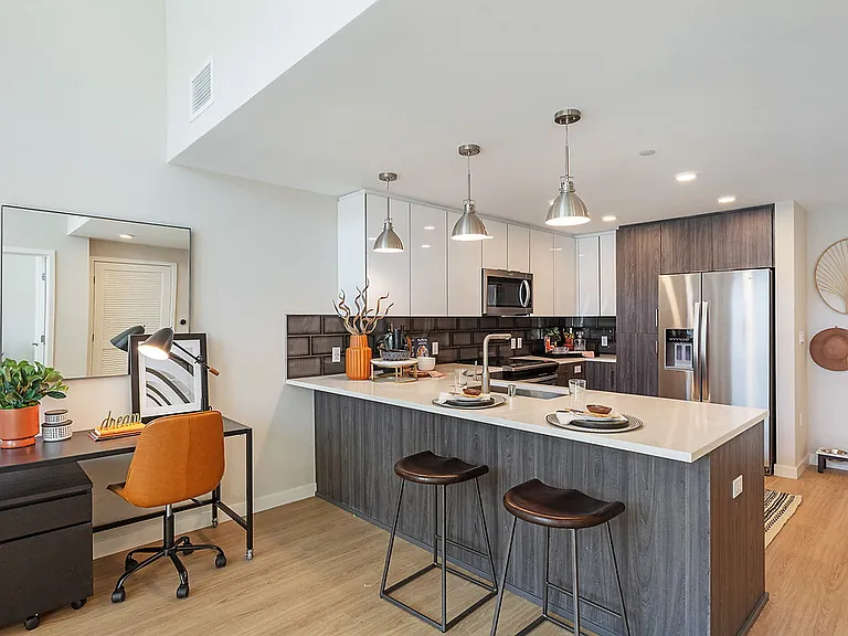 Maxwell Sunnyvale — Photo 9