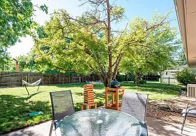 1412 Skyline Dr — Photo 10