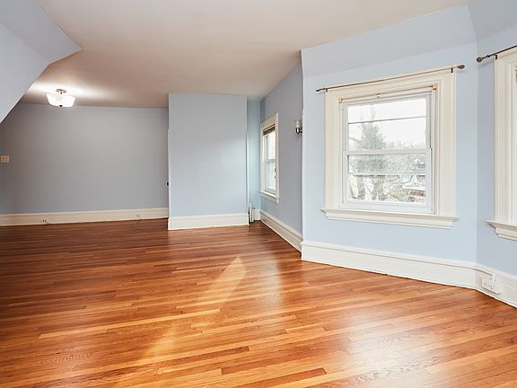 Living room - another view
