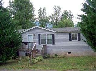 30 Clingman Ave, Bryson City, NC 28713