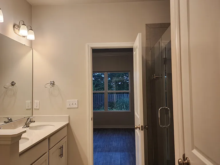 111 Fernhill Dr NW — Photo 16