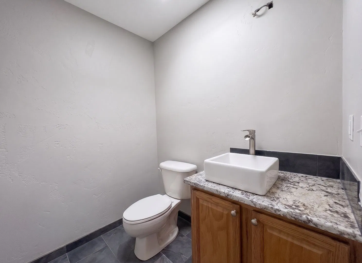Move in Special! Full Remodel in Progress! 1 Car Garage! In town Alma! Pics coming soon! — Photo 4