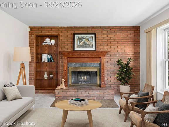 4th image of 4550 Patrick Rd