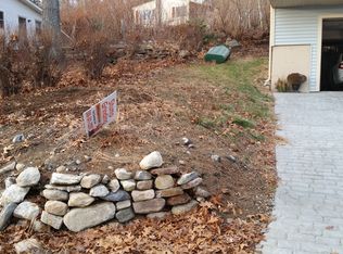 13 Cottage St, Douglas, MA 01516