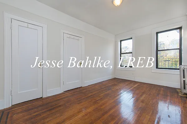 Rented by Jesse Bahlke, LREB | media 25