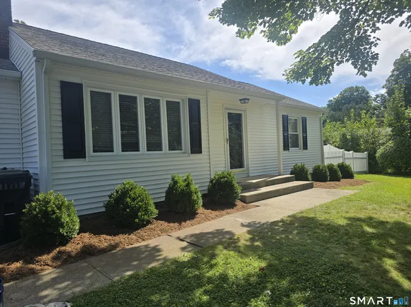 1 Albers Road, Danbury, CT 06811