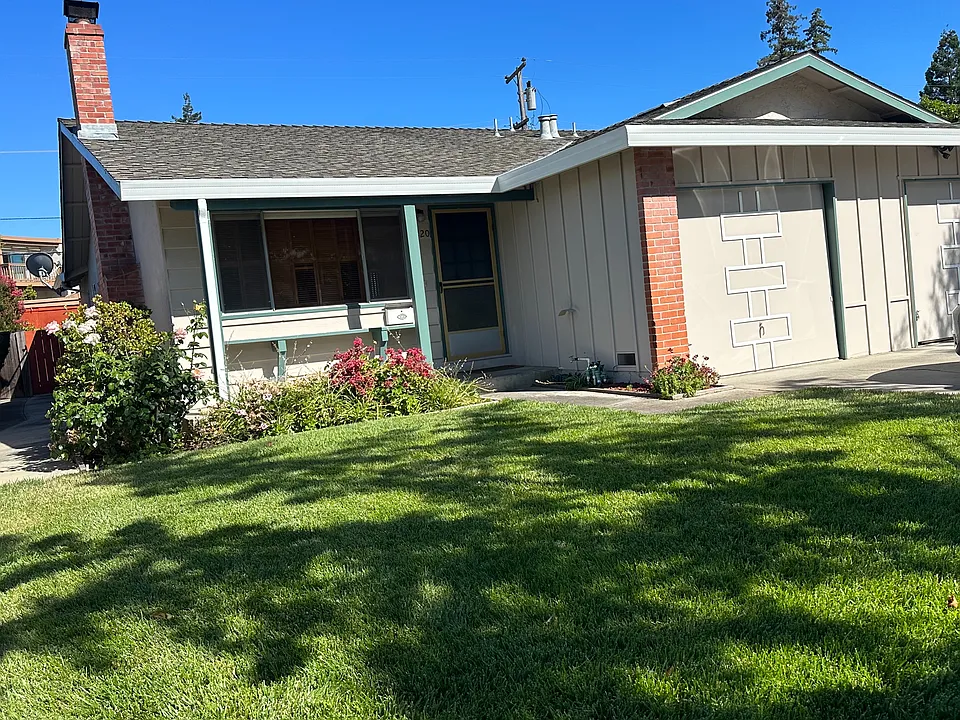 1220 Burkette Dr