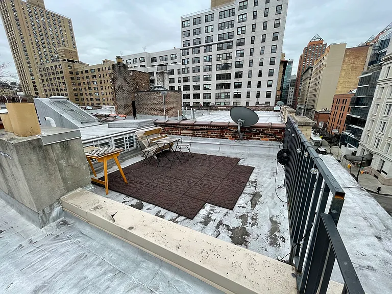 72 Irving Pl #5A — Photo 9