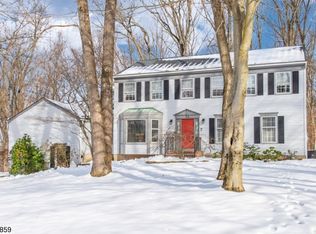 72 Winay Ter, Long Valley, NJ 07853