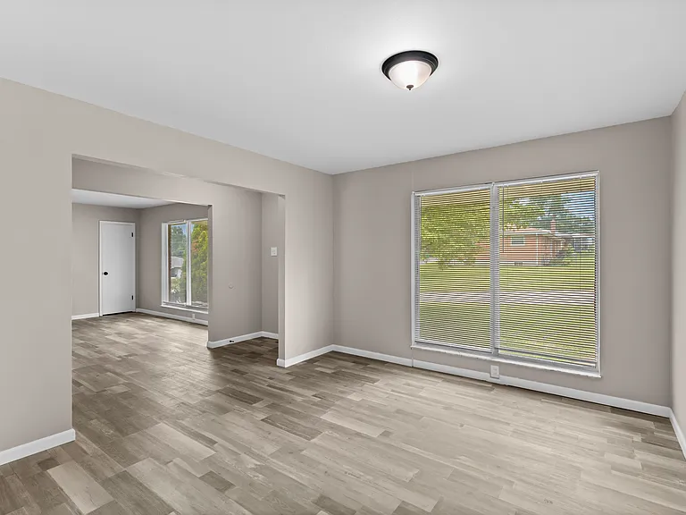 901 Cadora Dr — Photo 16