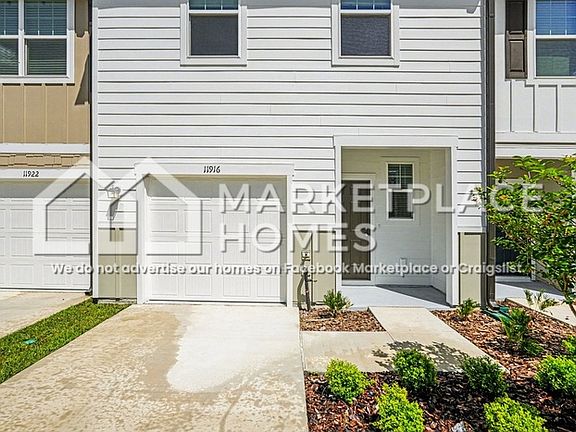 3rd image of 11916 Sylvia St