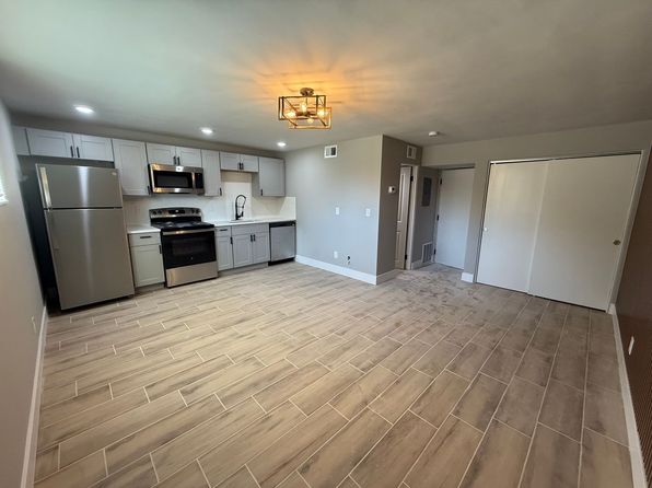 2320 W 47th Ave APT 2