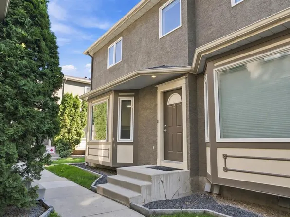 2132 W 35th Ave SW #2, Calgary, AB T2T 2E3