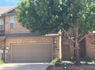 468 Hunt Dr, Lewisville, TX 75067
