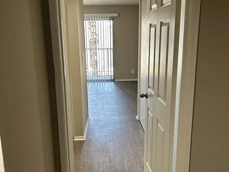 Taylor Garden Apartments — Photo 61