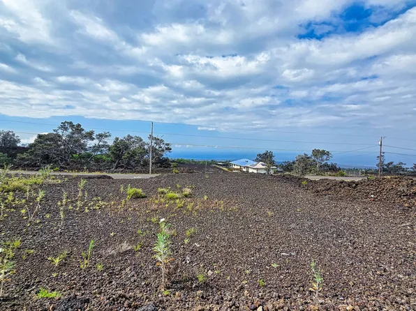 92-1593 Donola Dr, Captain Cook, HI 96704